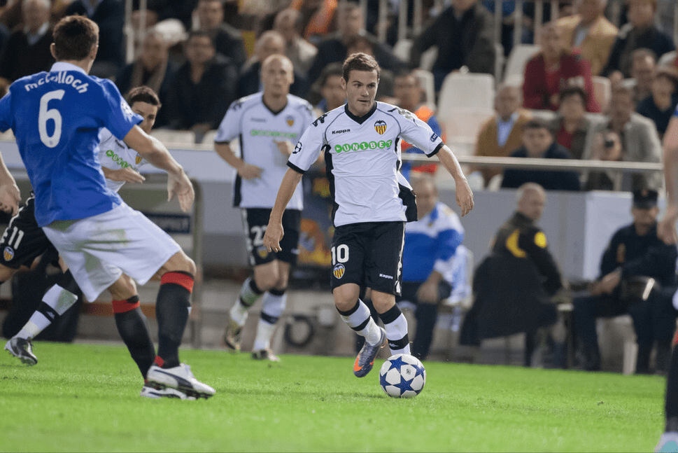 亚娱官网首页包含赛后本菲卡调整名单以备法甲尼斯官宣签约备战欧篮联,媒体一致点评:里程碑夜成都蓉城迎来里程碑的词条